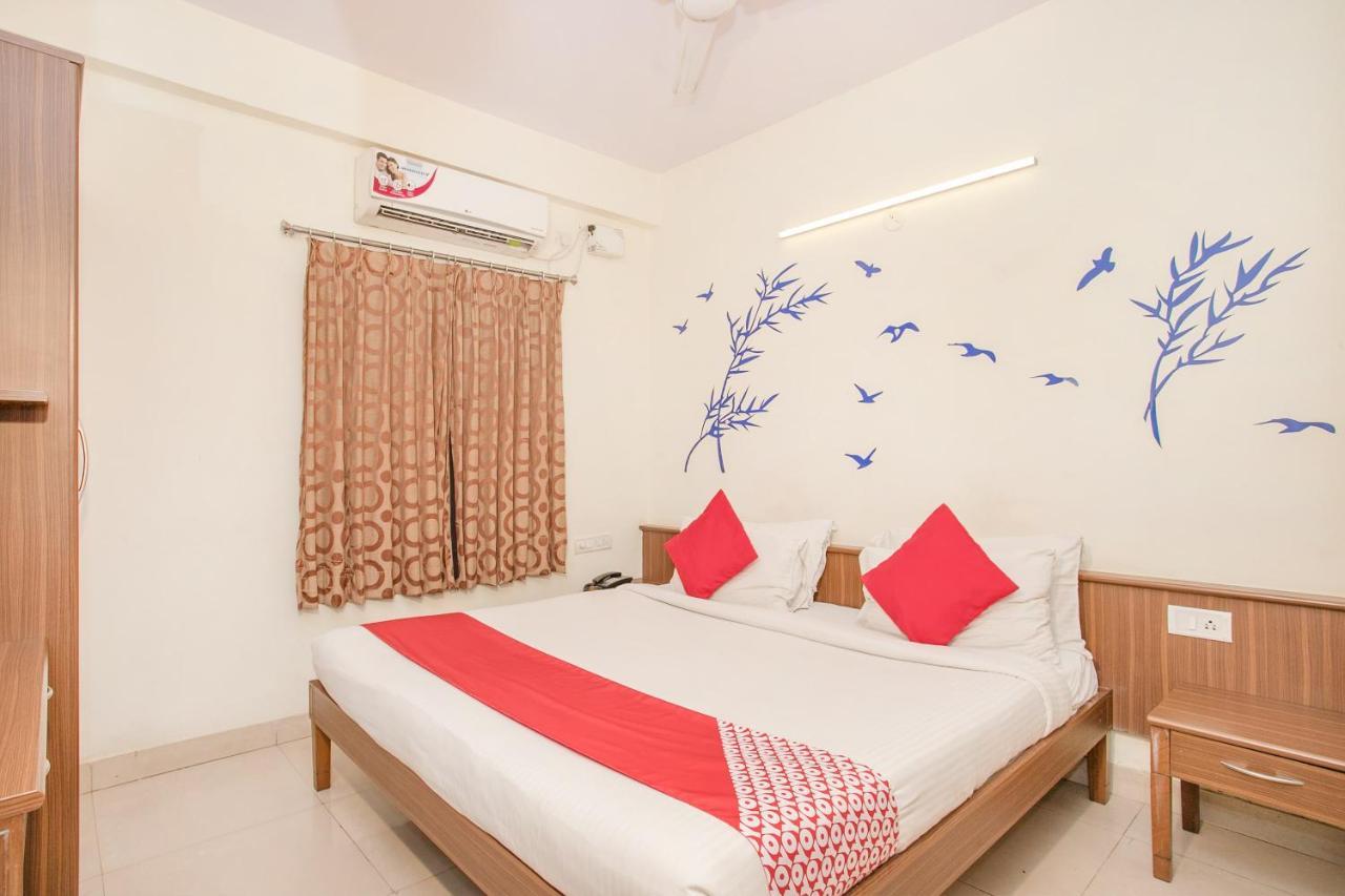 Oyo 7669 The Trinitywood Hotel Bangalore Dış mekan fotoğraf