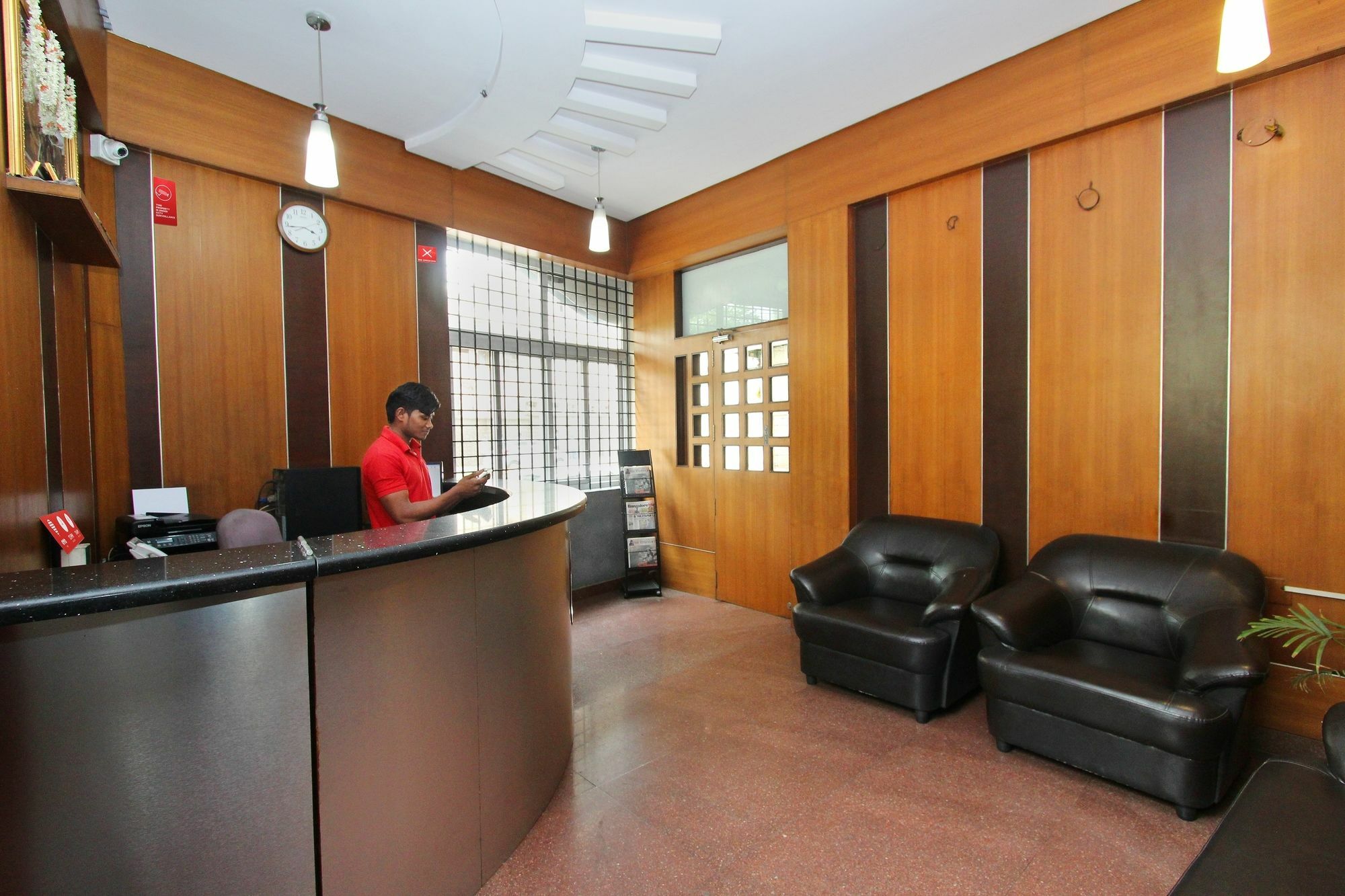 Oyo 7669 The Trinitywood Hotel Bangalore Dış mekan fotoğraf